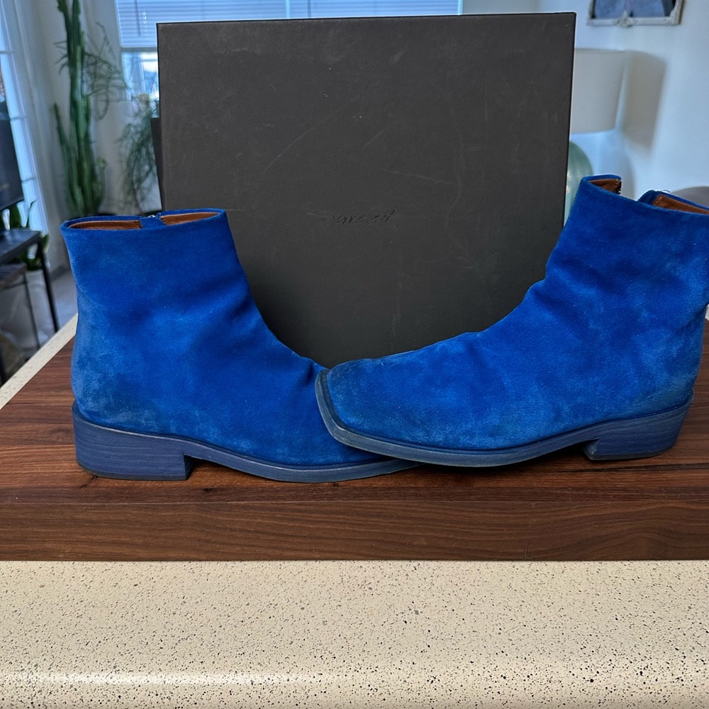 Blue suede boots!